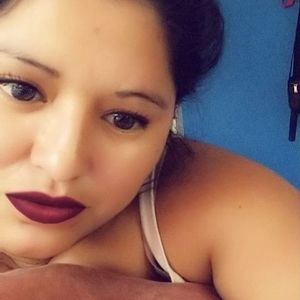 Meet your Posher, Mireya